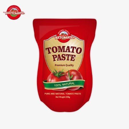 250 g van zoete en pittige tomatenpasta gemakkelijk verpakt in een stand-up zak met een zuiverheid variërend van 30% tot 100%.