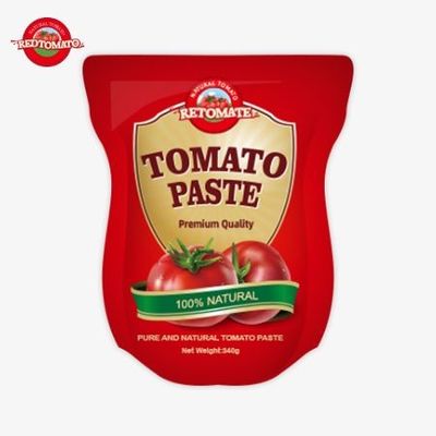 De 340g rode tomatenpasta stand-up zak biedt beide gemak